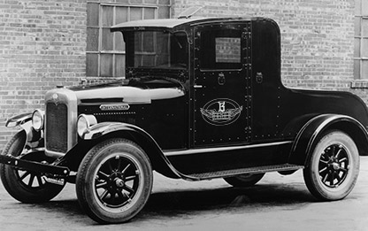 Gothic B White Band image